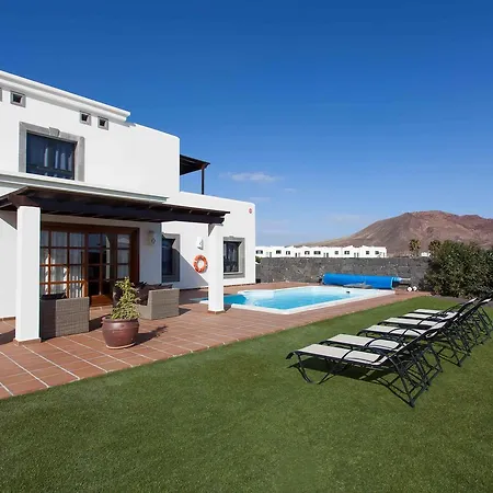 Hipoclub Villas, Zafiro 34 Вілла *